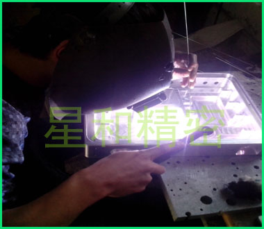 铝壳加工厂